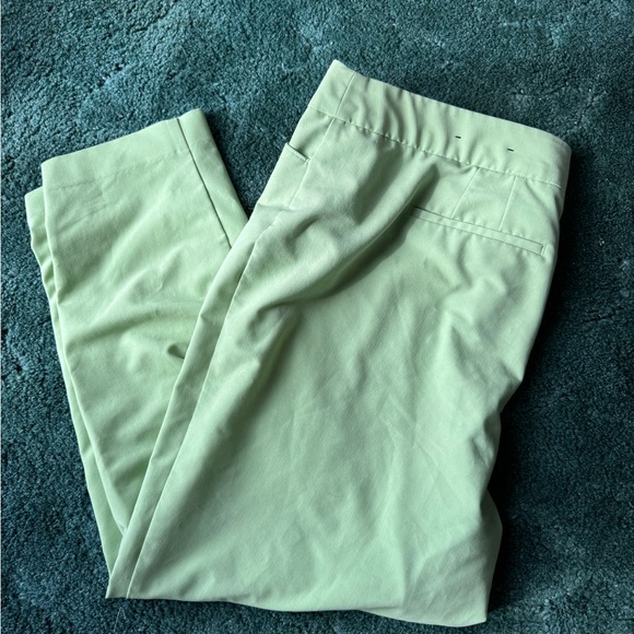 Size 20/1x Worthington Women’s pant suit. Light green color. - Picture 3 of 6
